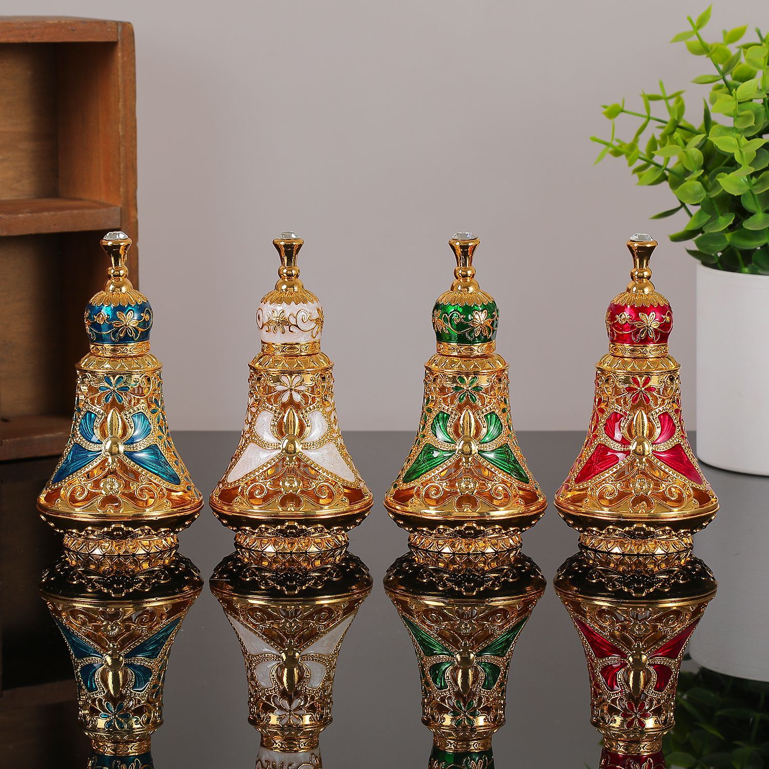 Geur- en parfumflessen, metale - Home Fragrance Dubai recensie en prijs